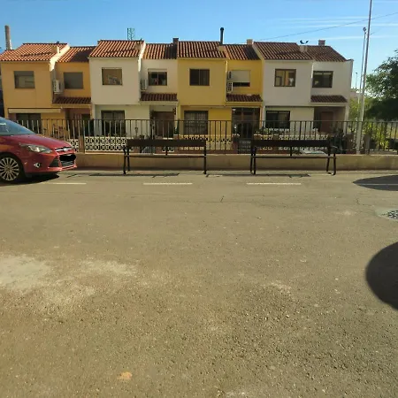 Piso Zafer Alcora شقة *
